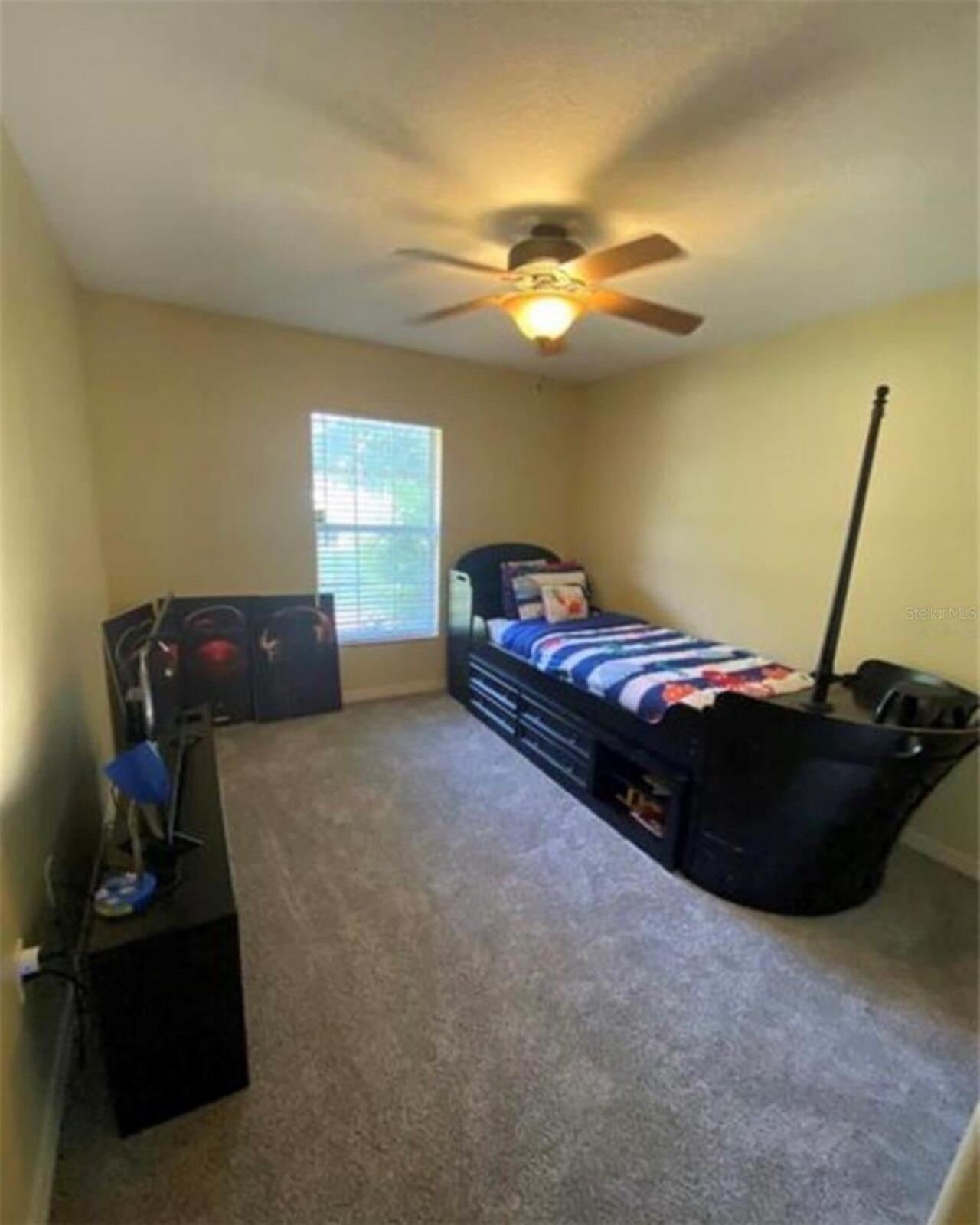 Listing Photo 8