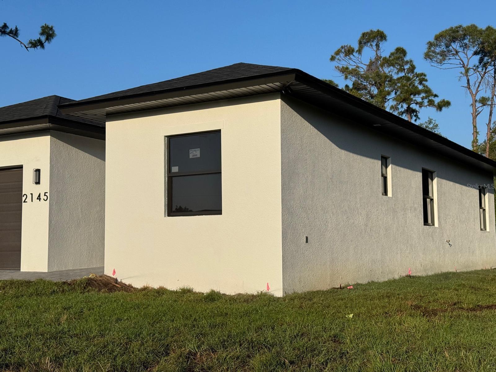 Listing Photo 12