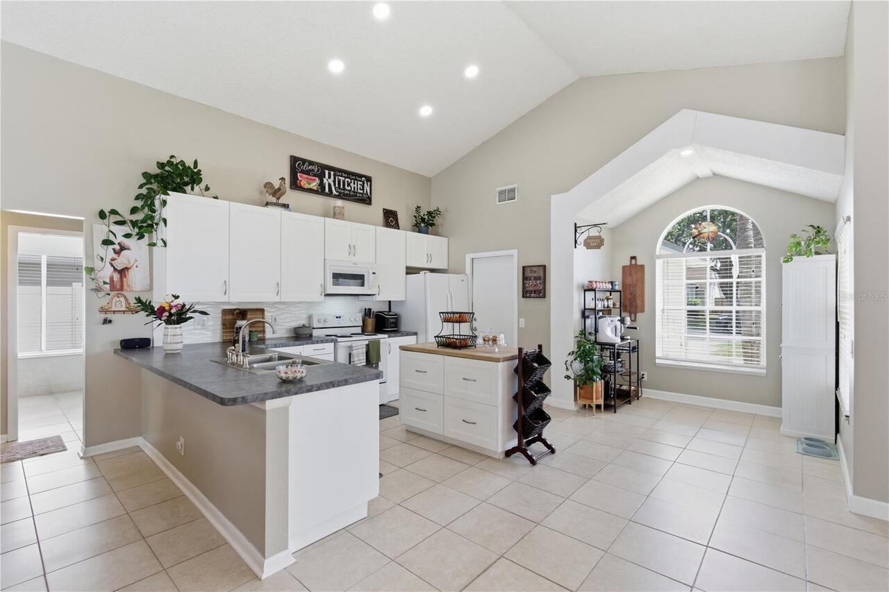 Listing Photo 18