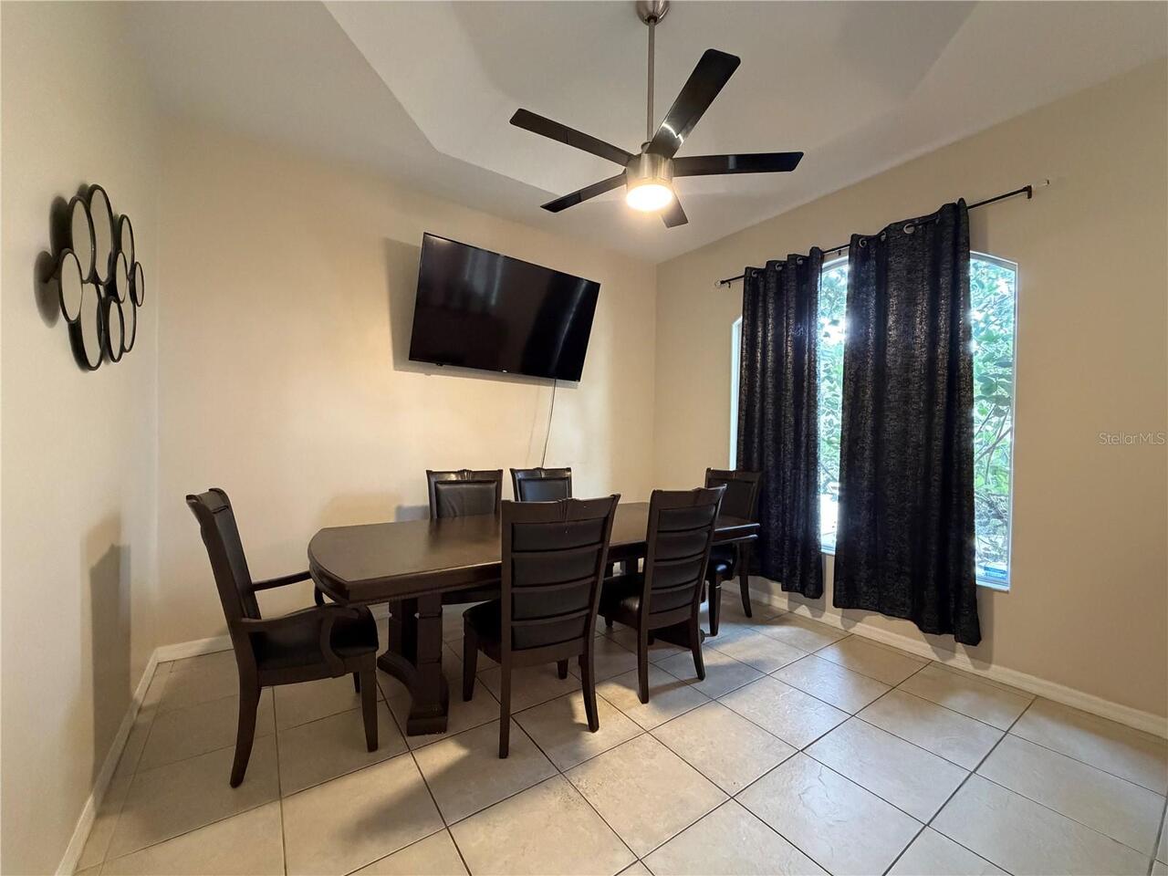 Listing Photo 8