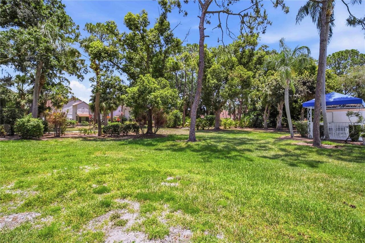 Listing Photo 33