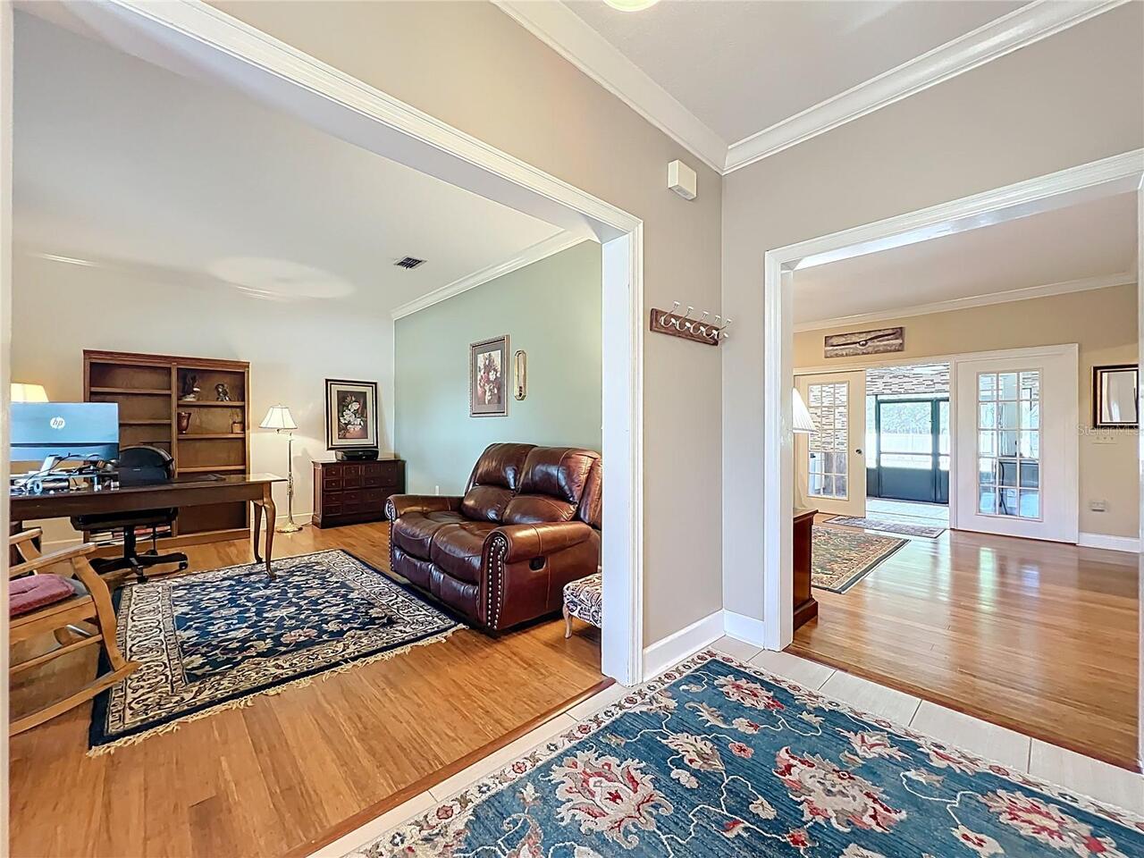 Listing Photo 9