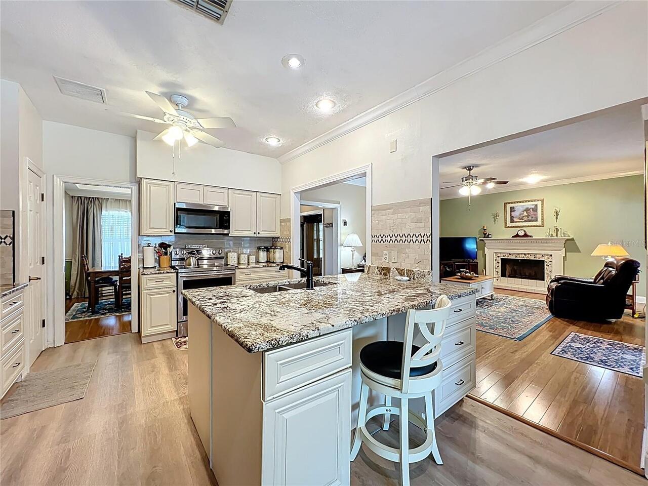 Listing Photo 22