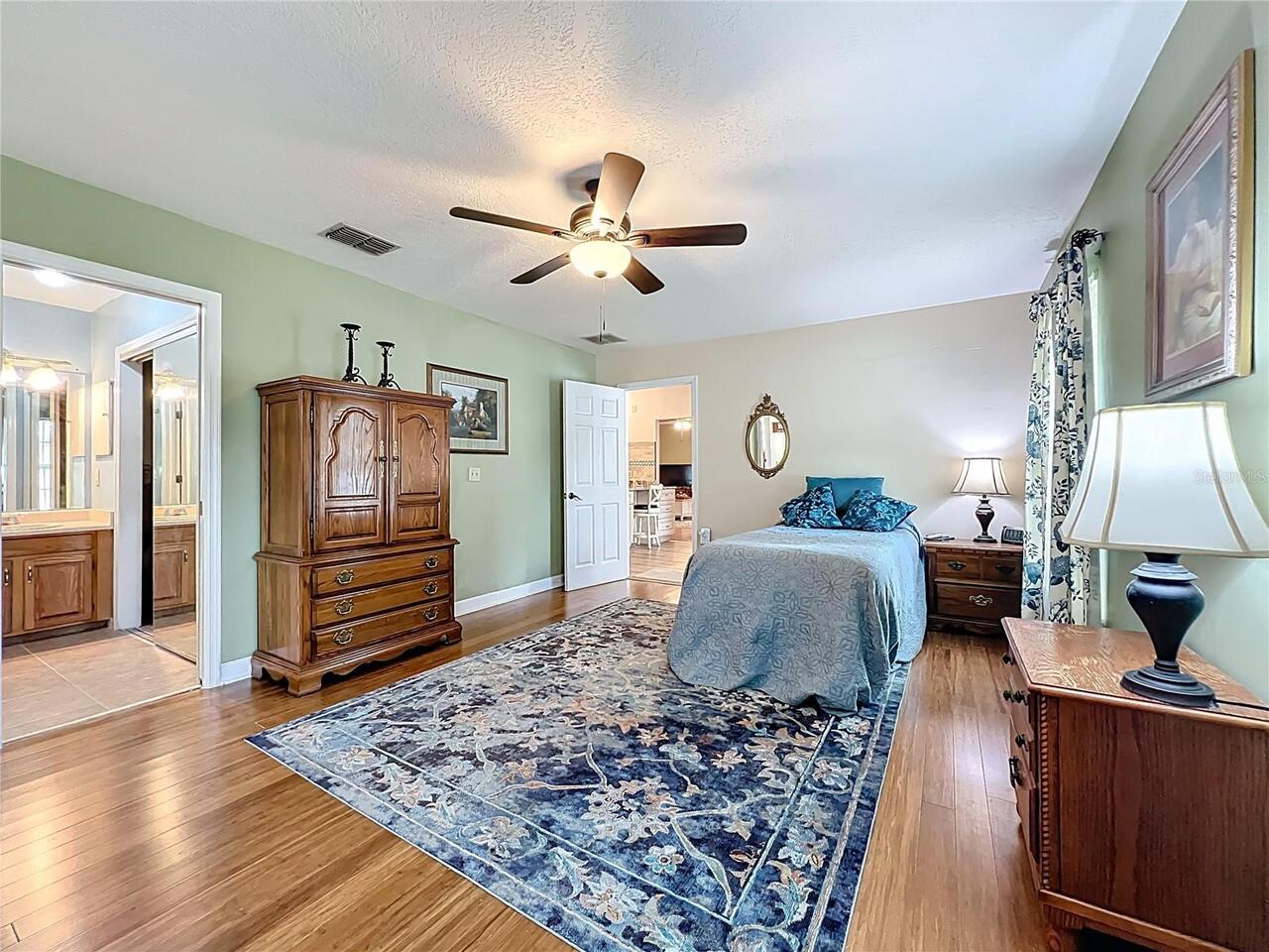 Listing Photo 35