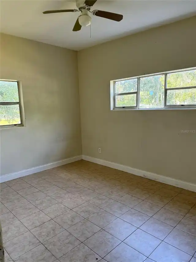 Listing Photo 6