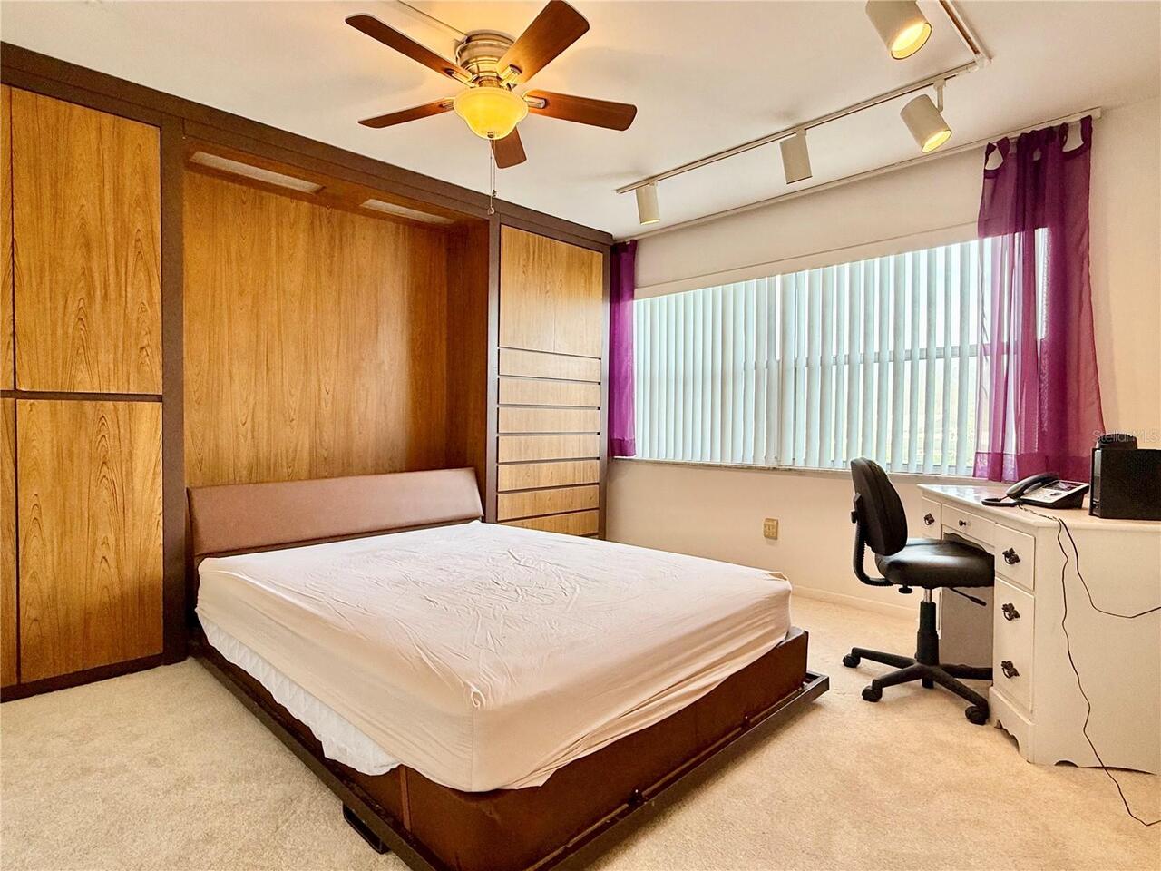 Listing Photo 17