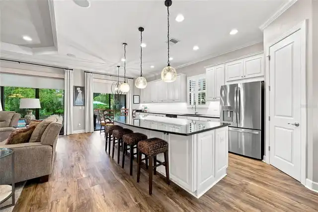 Listing Photo 15