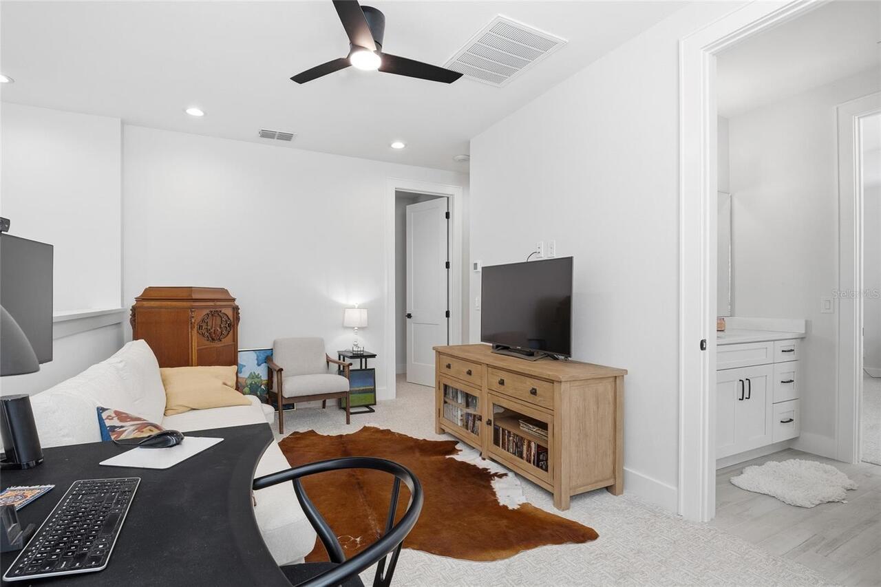 Listing Photo 31