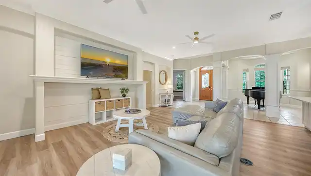 Listing Photo 15