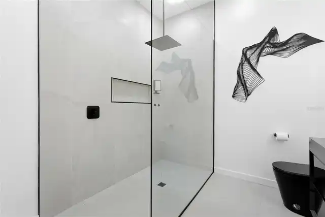 Listing Photo 34