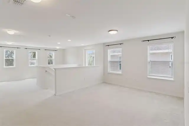 Listing Photo 14