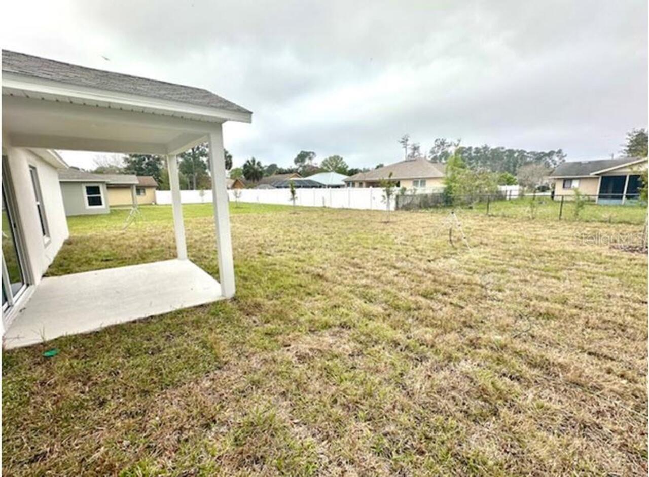 Listing Photo 12