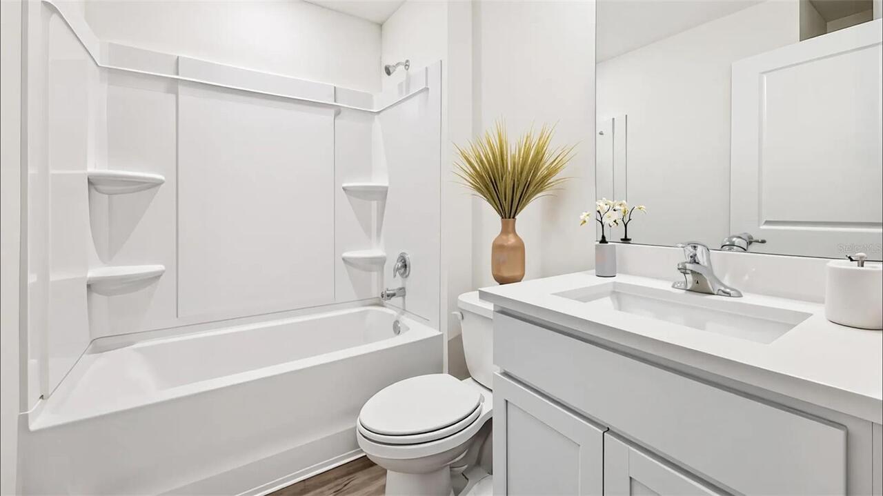 Listing Photo 9