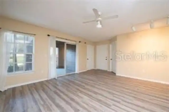 Listing Photo 38