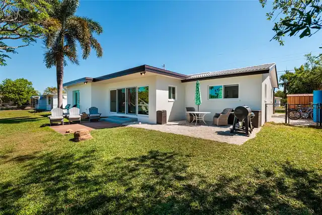 Listing Photo 15
