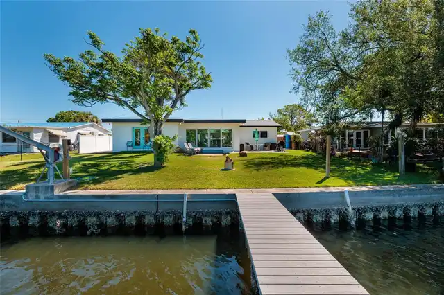Listing Photo 17
