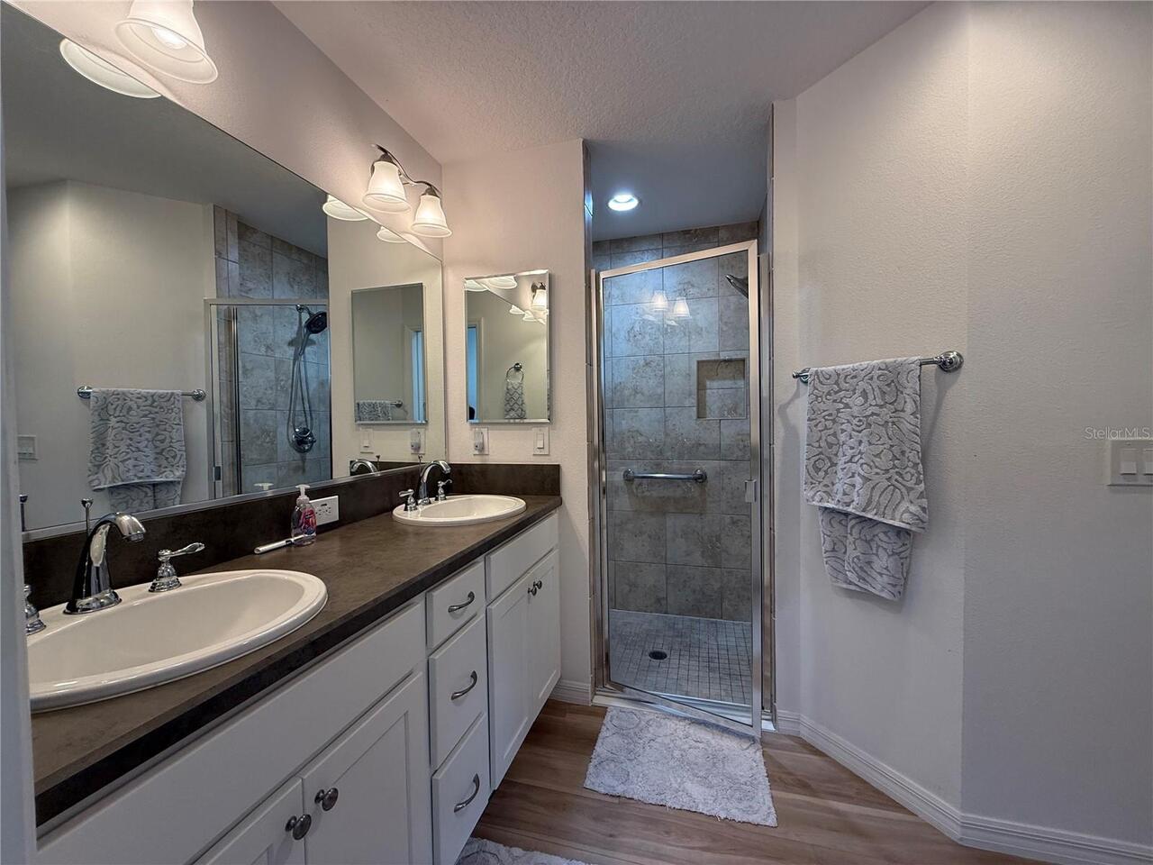 Listing Photo 25