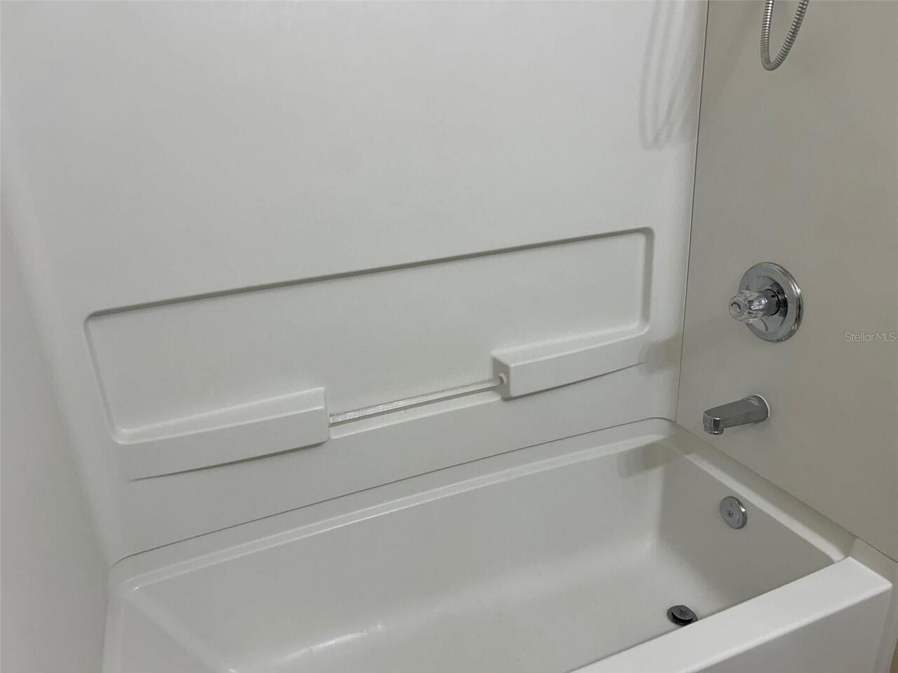 Listing Photo 16