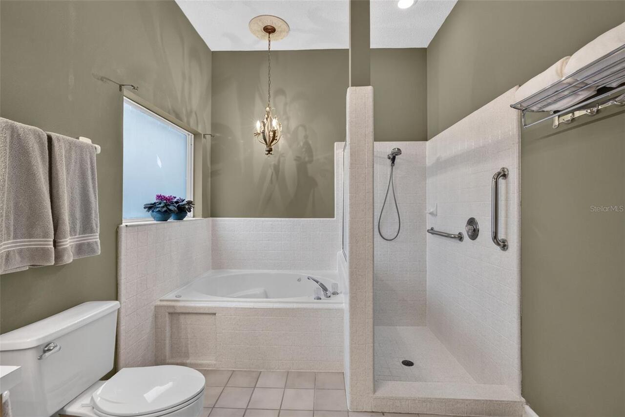 Listing Photo 22