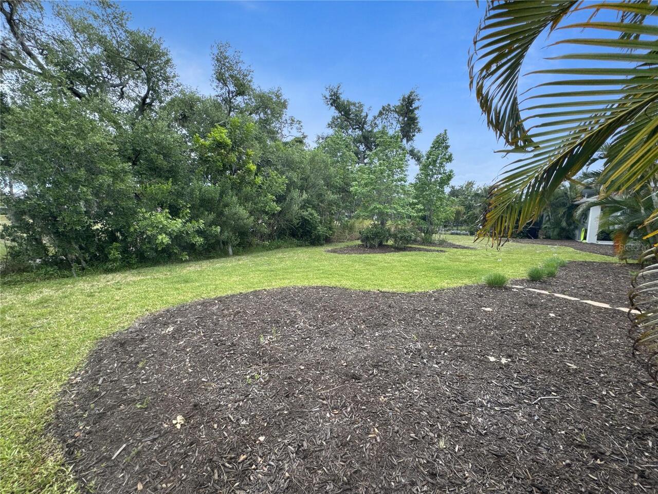 Listing Photo 22
