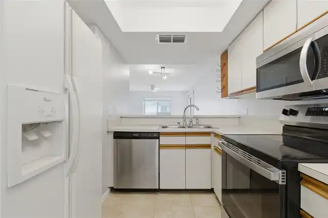 Listing Photo 19