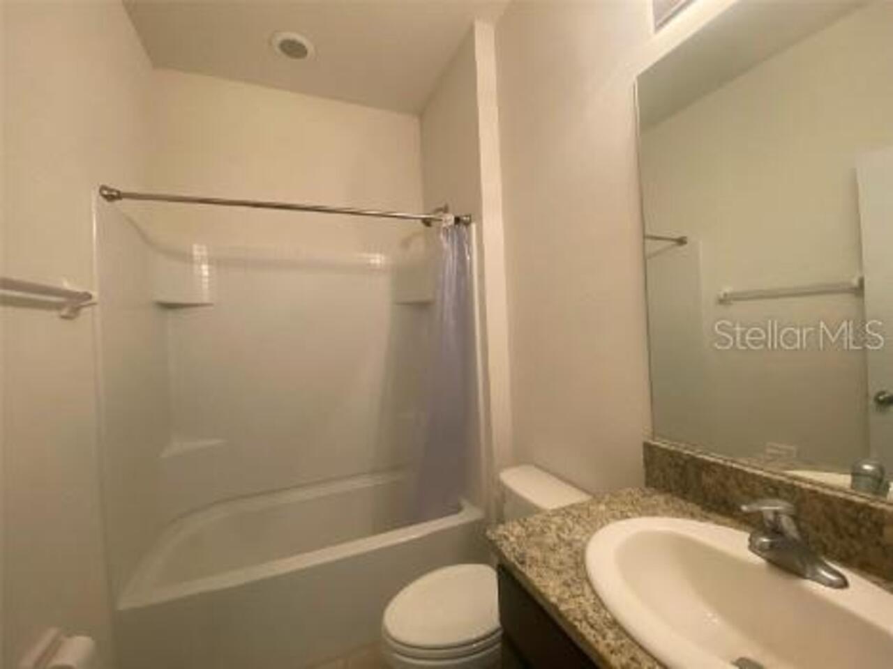 Listing Photo 9