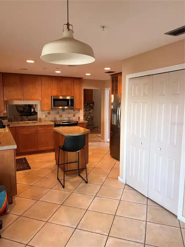 Listing Photo 34