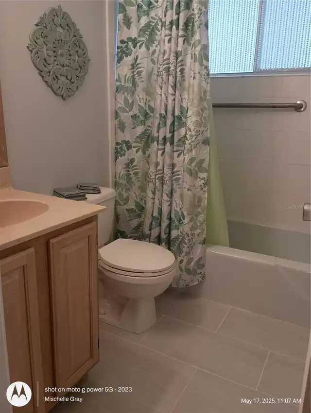 Listing Photo 9