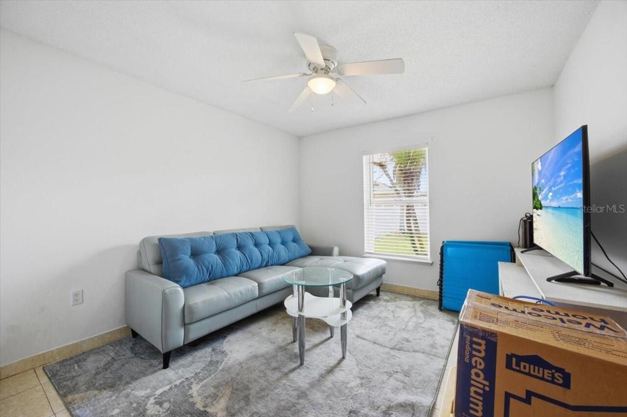 Listing Photo 10
