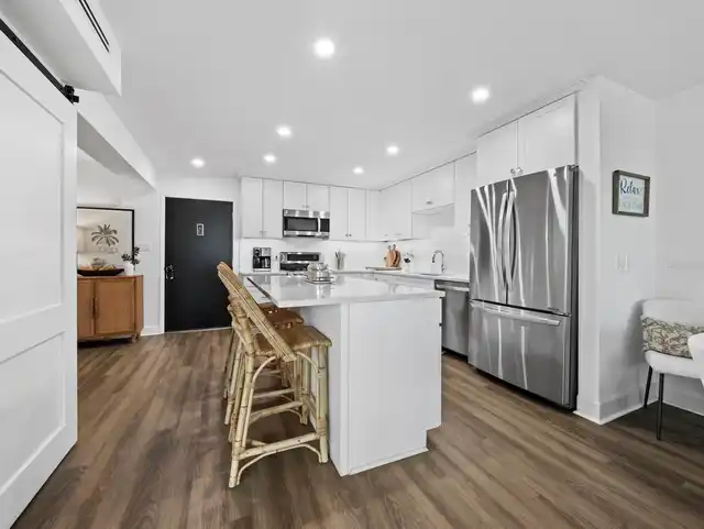 Listing Photo 12