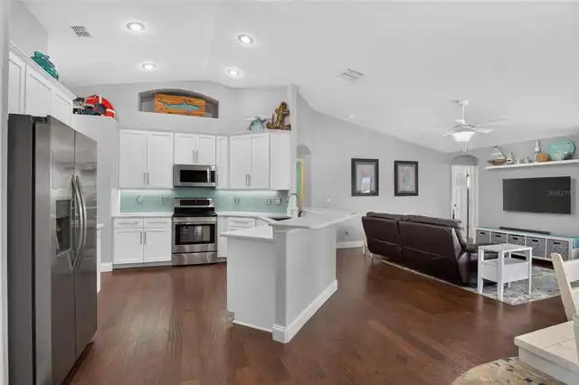 Listing Photo 21