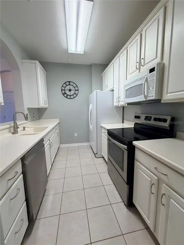 Listing Photo 5