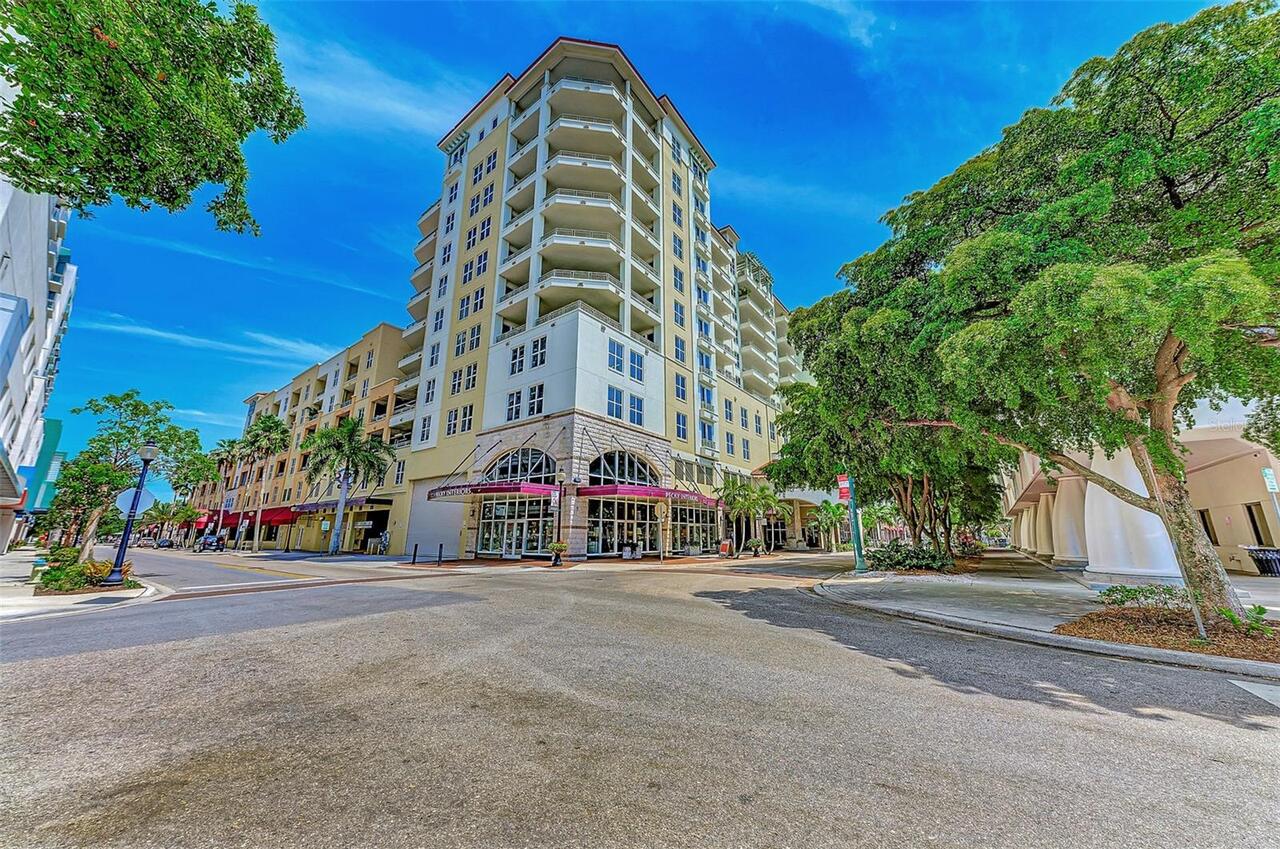 Sarasota Real Estate