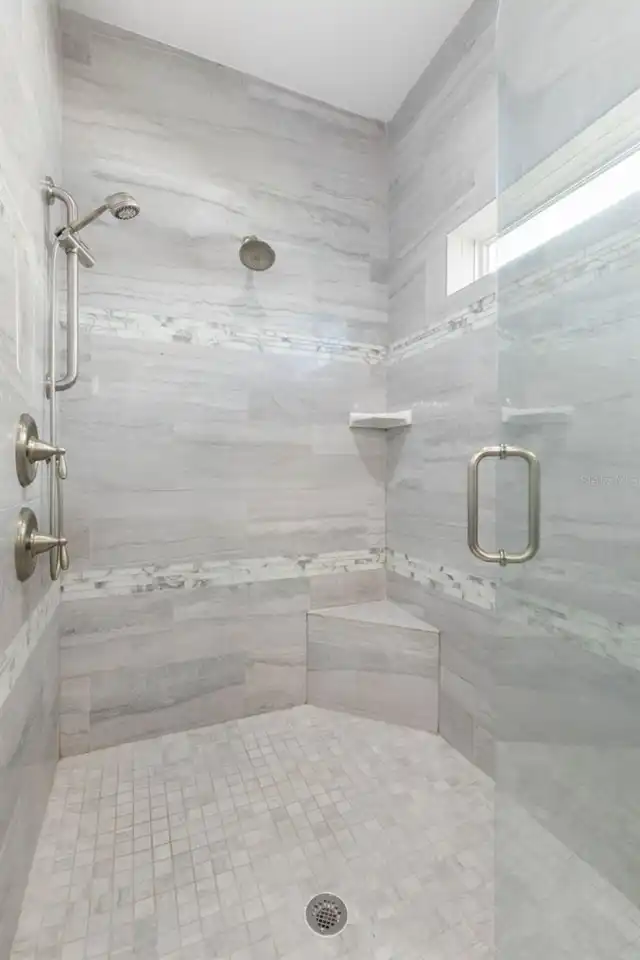 Listing Photo 43