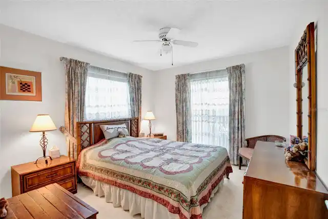 Listing Photo 10