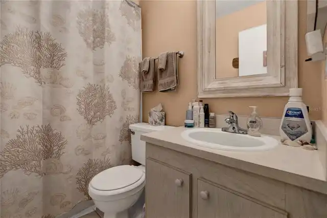 Listing Photo 11