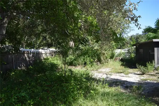 Listing Photo 6
