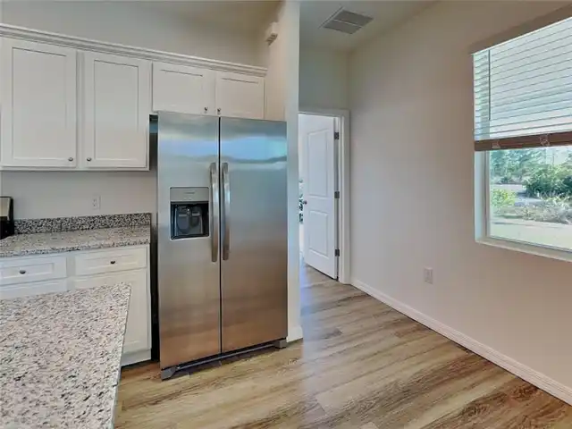 Listing Photo 6