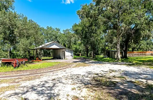 Listing Photo 7
