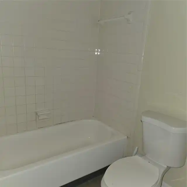 Listing Photo 7
