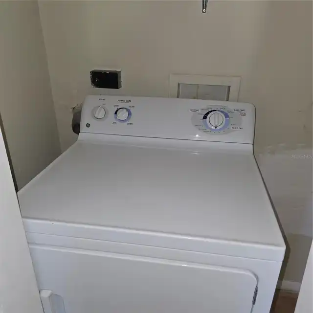 Listing Photo 11