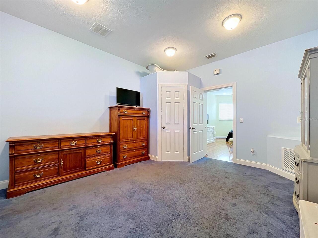 Listing Photo 30