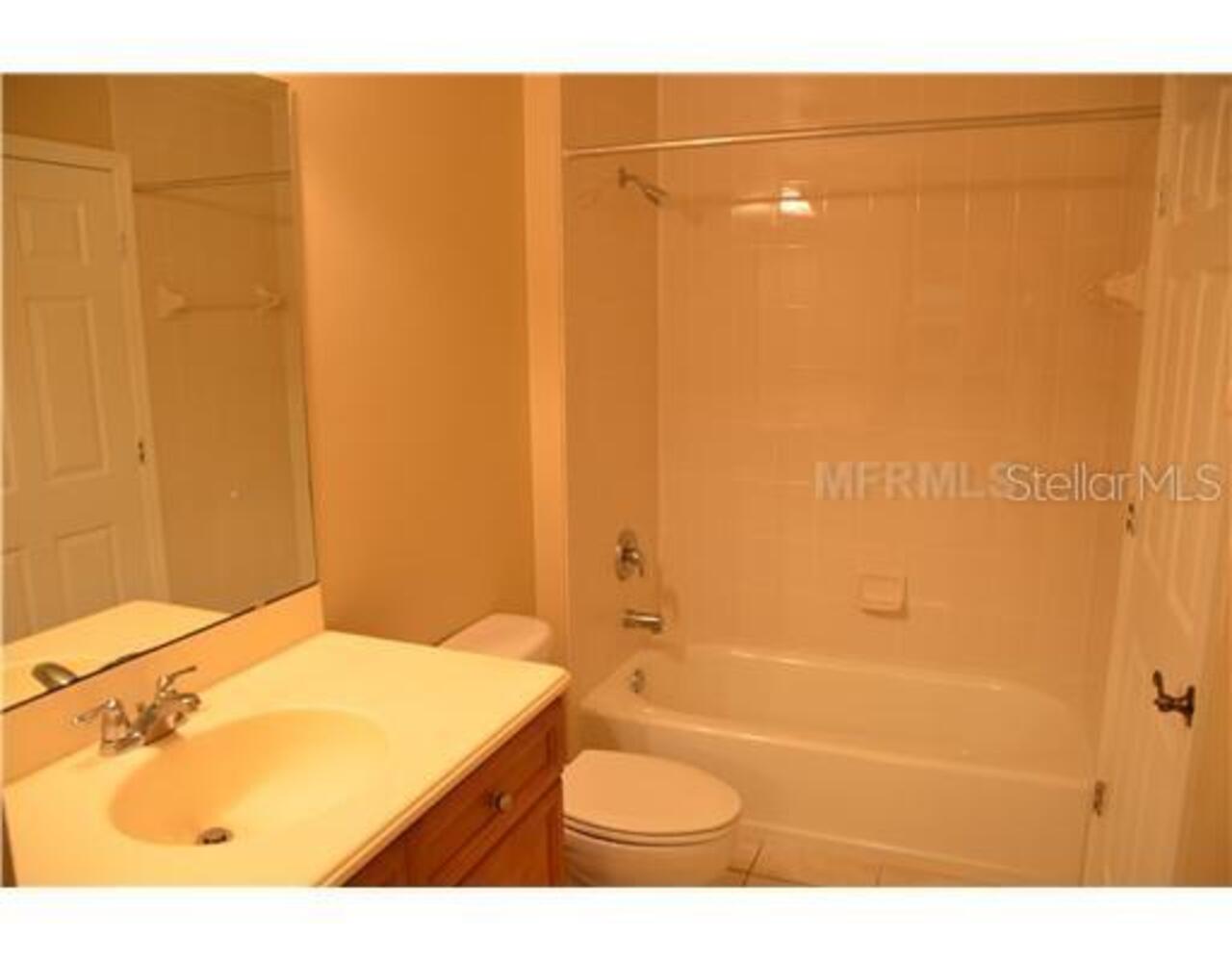 Listing Photo 12