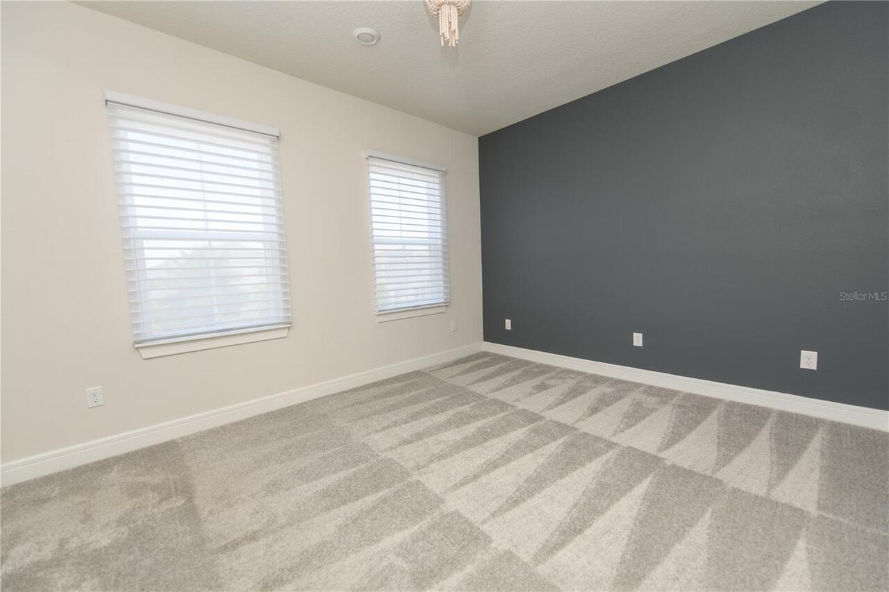 Listing Photo 33