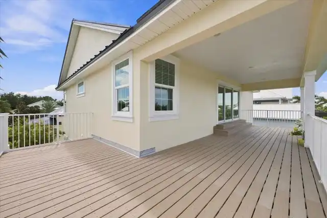 Listing Photo 11