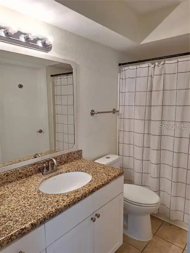 Listing Photo 11