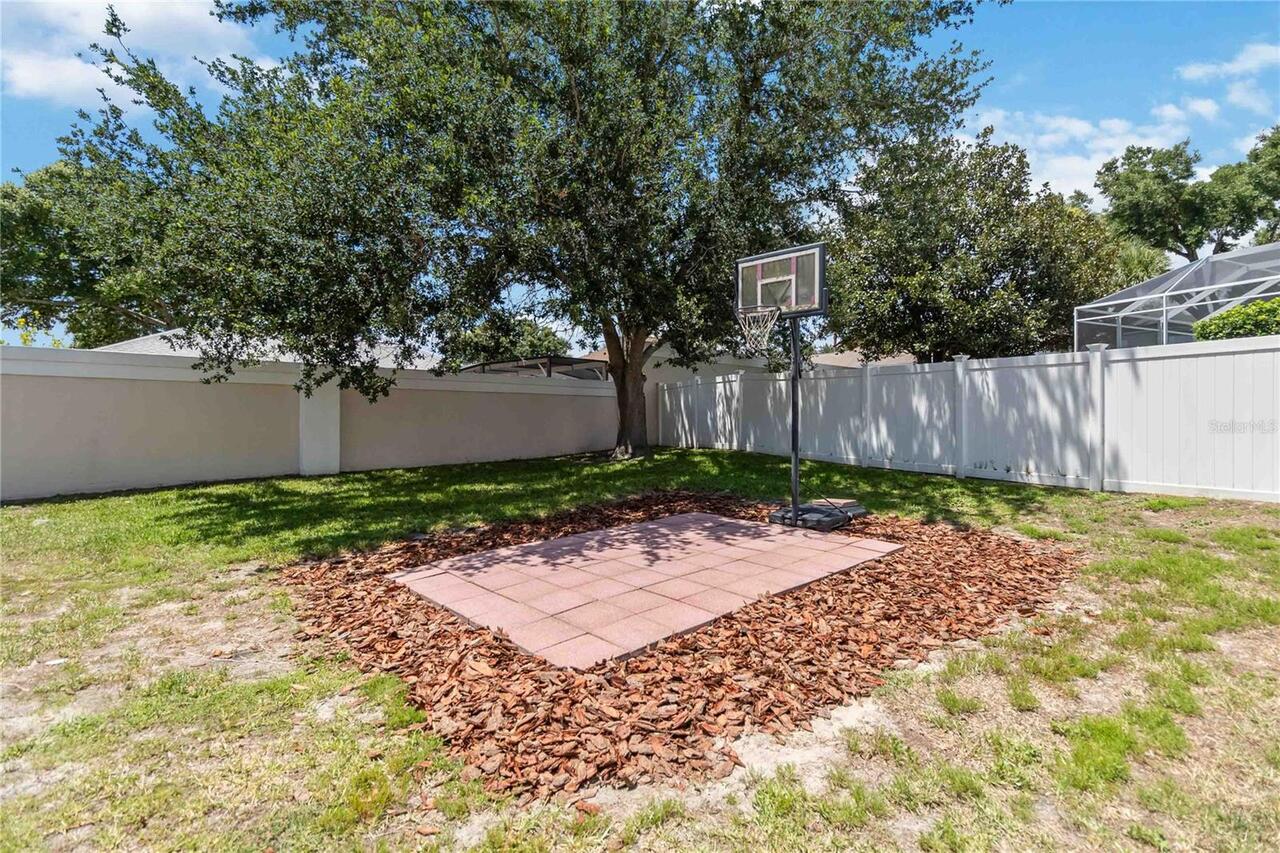 Listing Photo 37