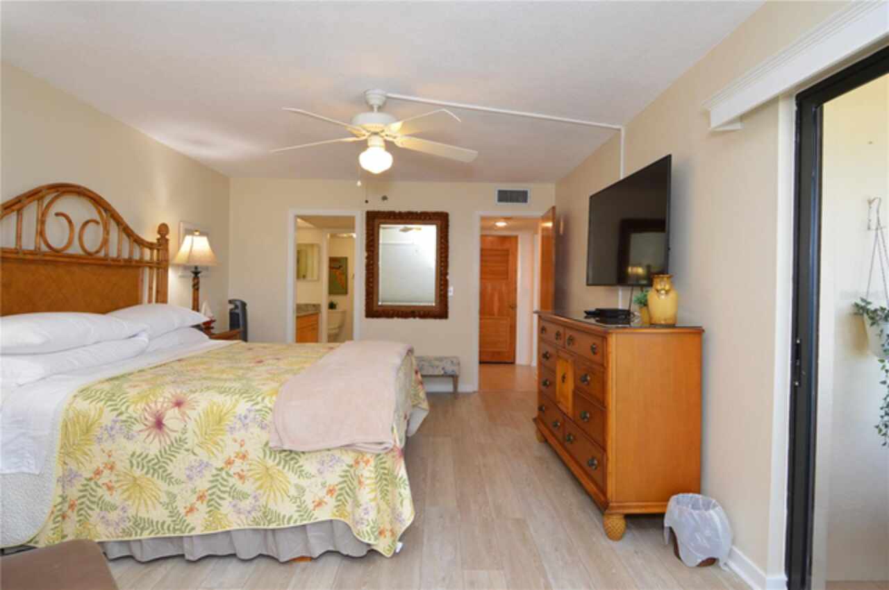 Listing Photo 38