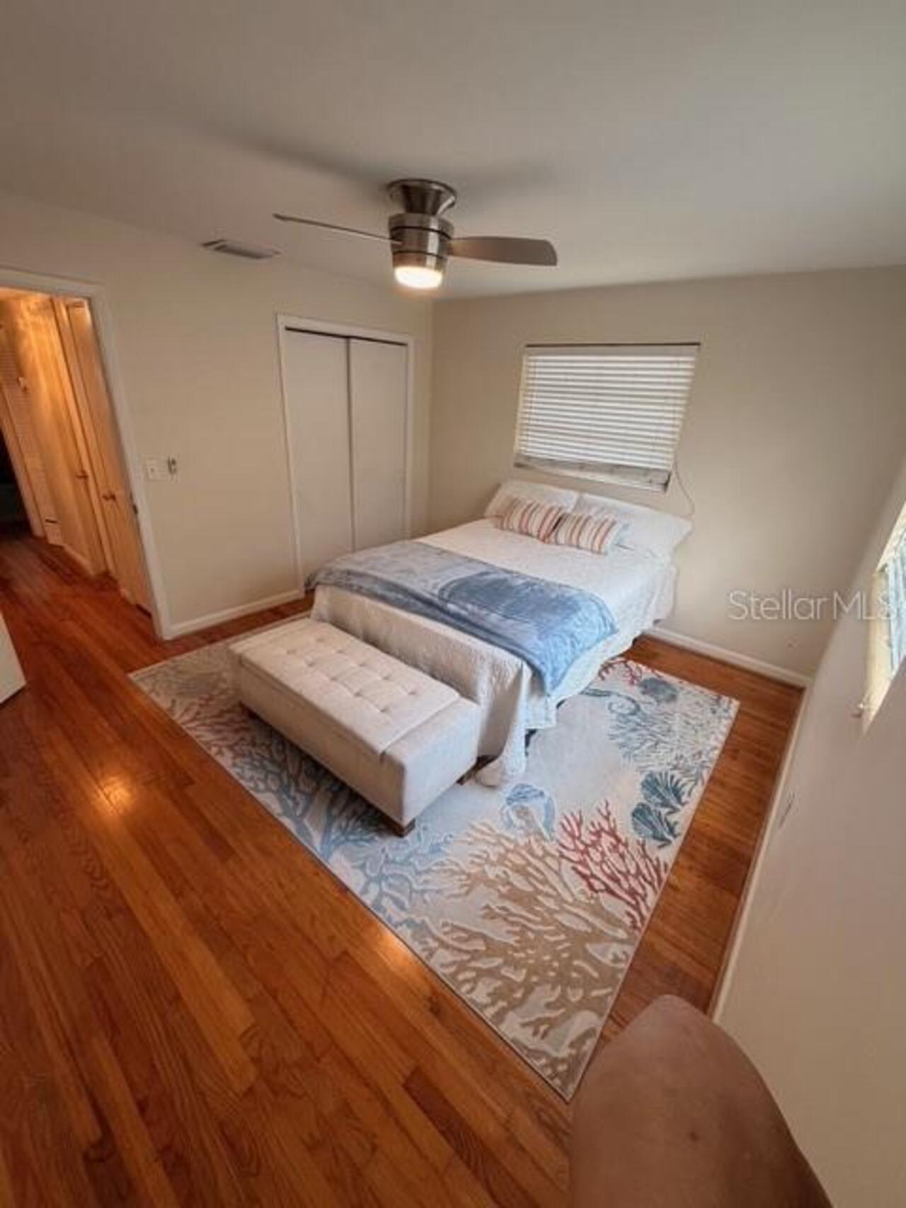 Listing Photo 12