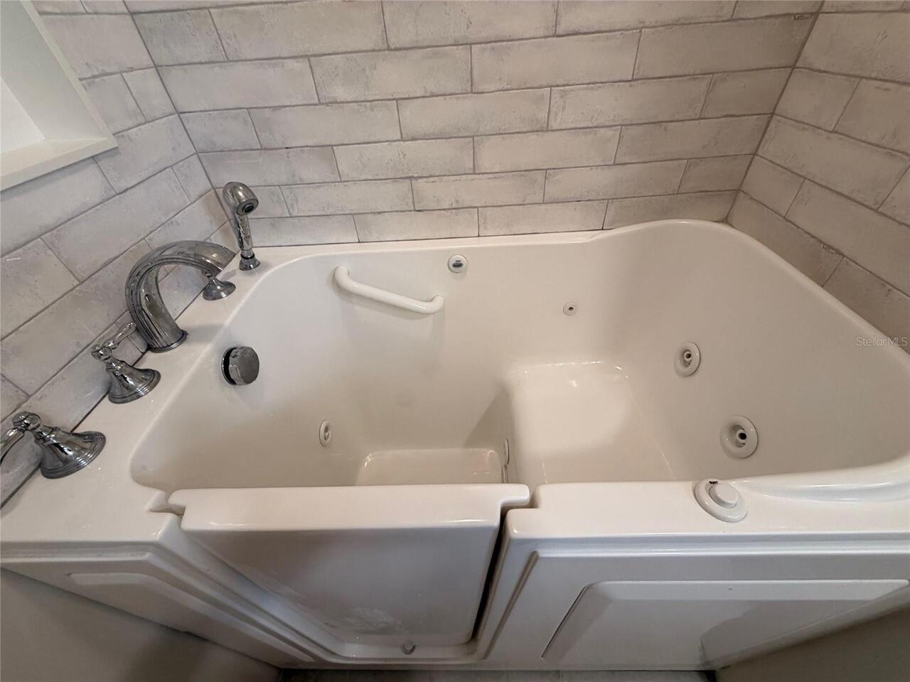 Listing Photo 20